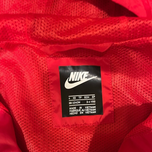 Boys Nike windbreaker jacket size 4T - Picture 4 of 4